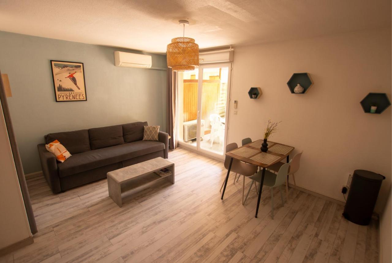 Le Petit Pyrénéen - Centre; Terrasse; Parking Lourdes Extérieur photo